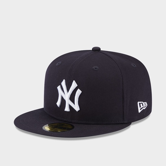 New Era New York Yankees Team Side Patch 59Fifty Fitted Cap Navy - Picture 1 of 8